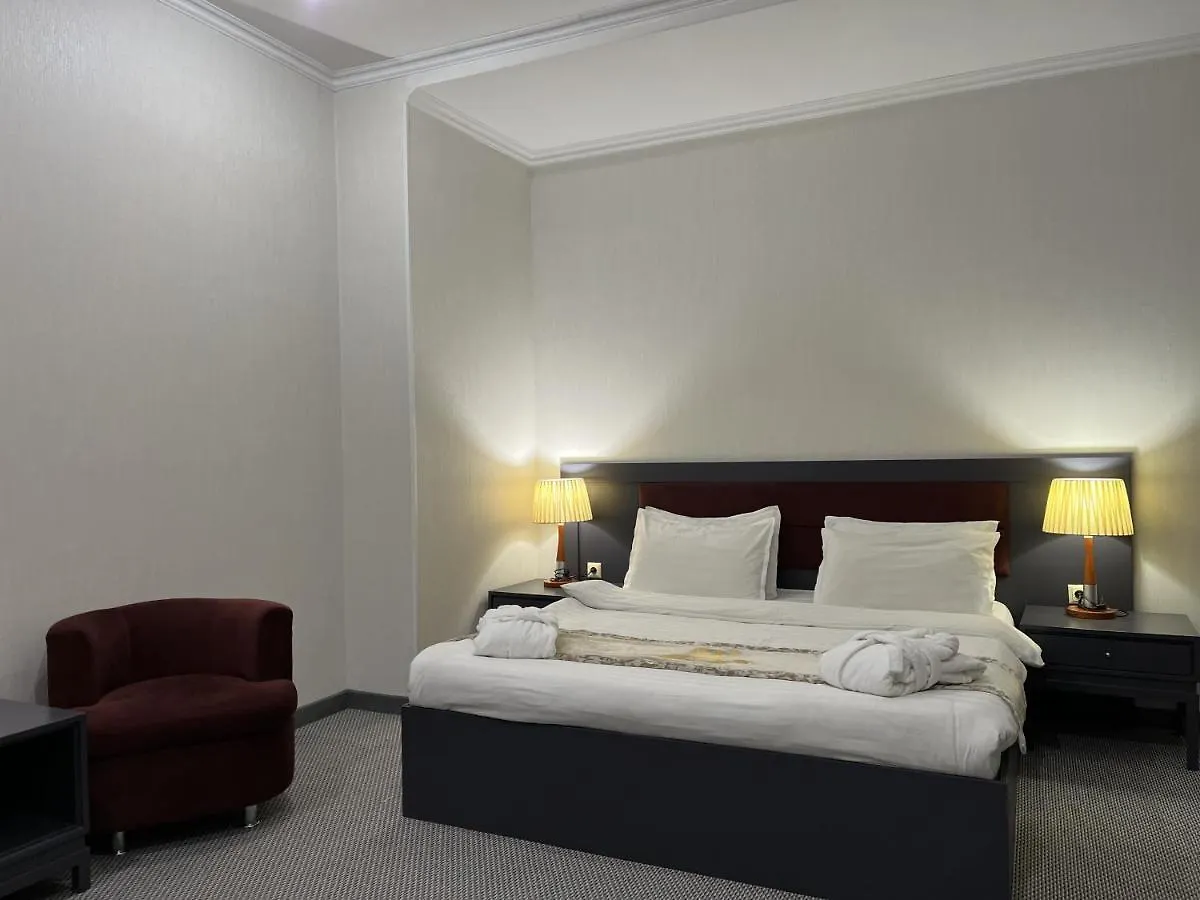 Almaty Grand Erbil Hotel 4*,