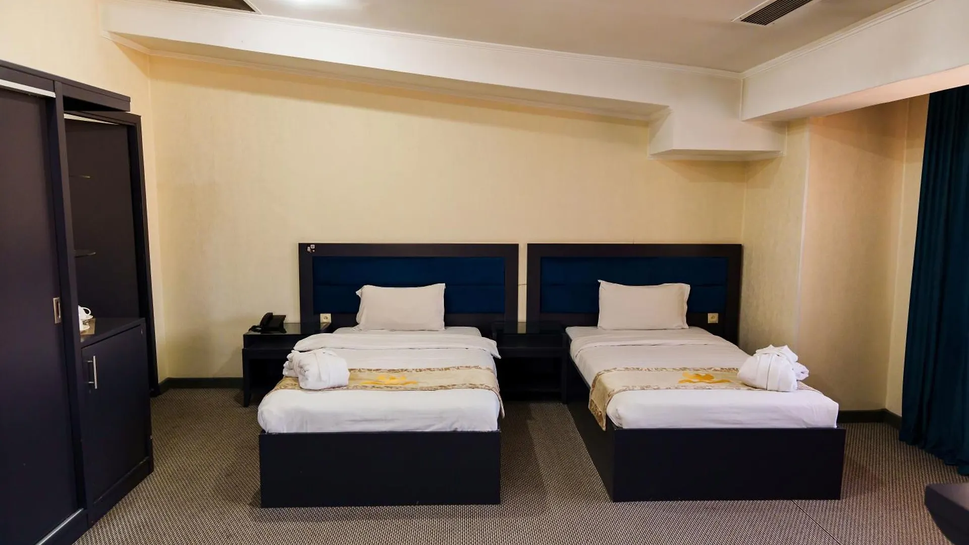 Almaty Grand Erbil Hotel 4*,